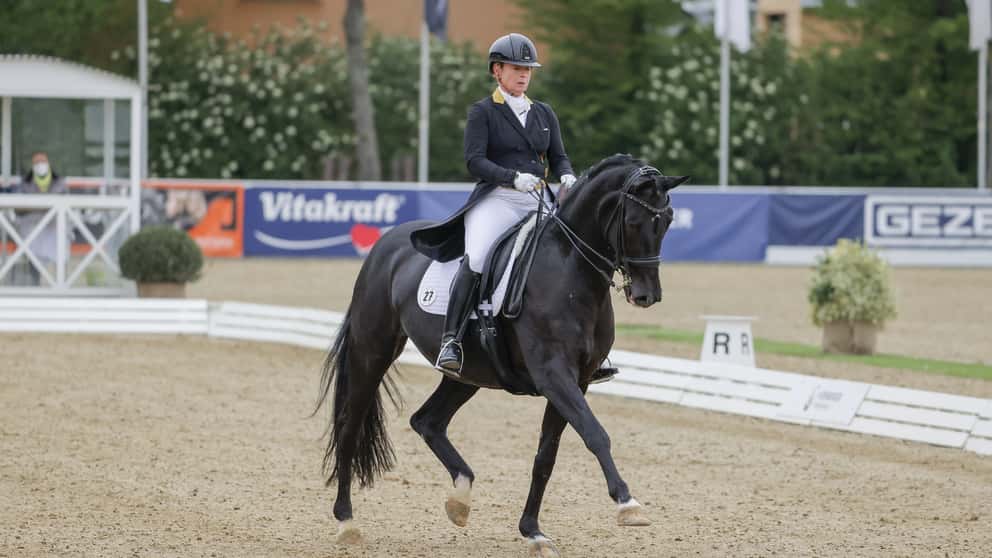 Rotterdam Isabell Werth Gewinnt Grand Prix Kur Deutsches Team Zweiter Im Nationenpreis Sport News Reiterrevue International
